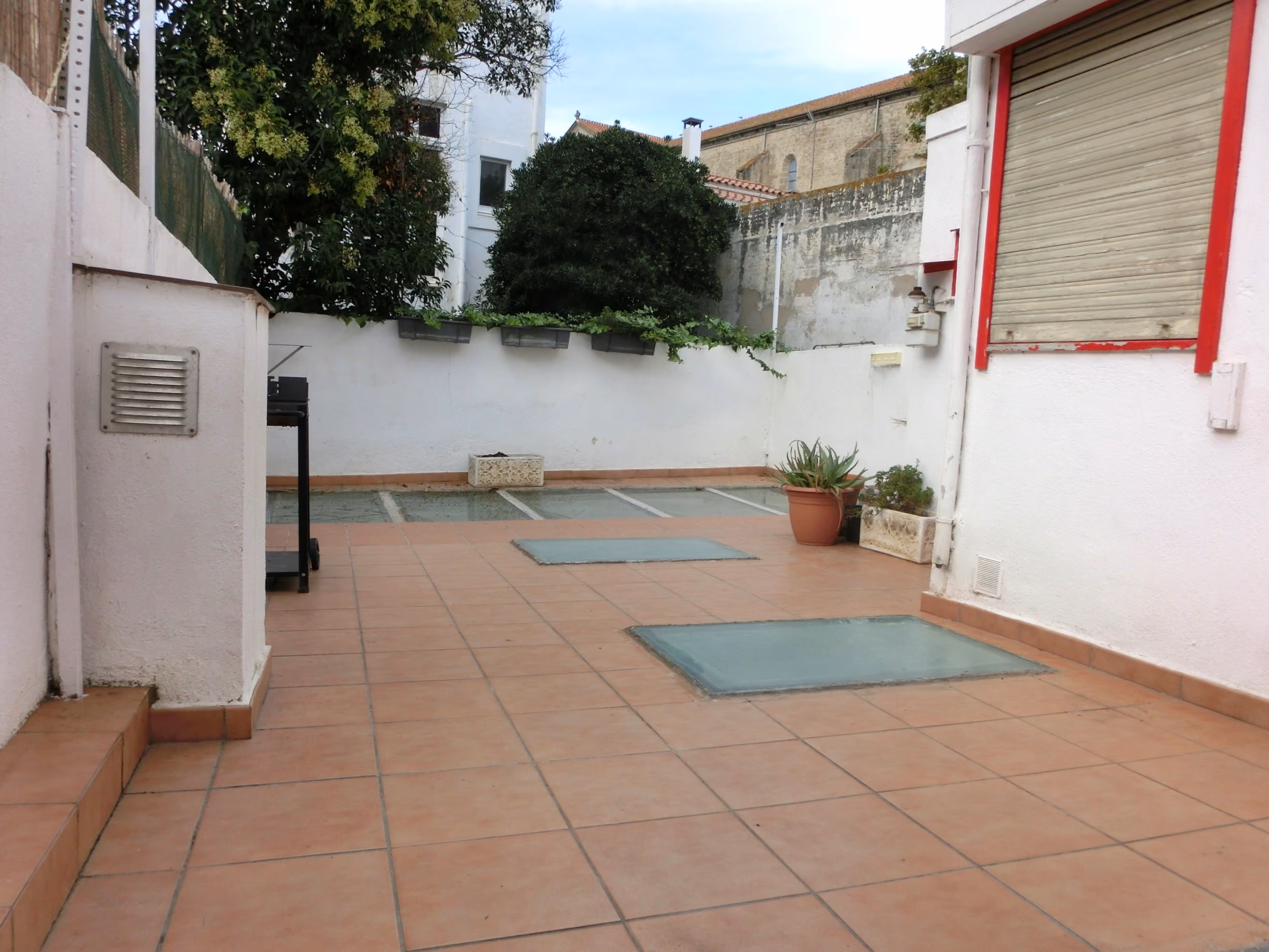 Terrassa de 40 m² d’una casa amb local comercial al nucli antic de Canet de Mar